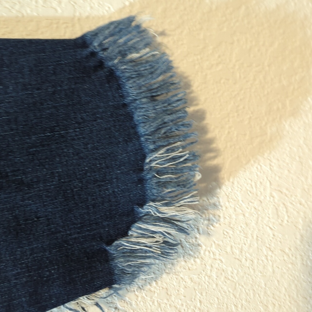 KanCan Estilo Jeans Women Size 15 / 31 Blue Distressed - Picture 4 of 14
